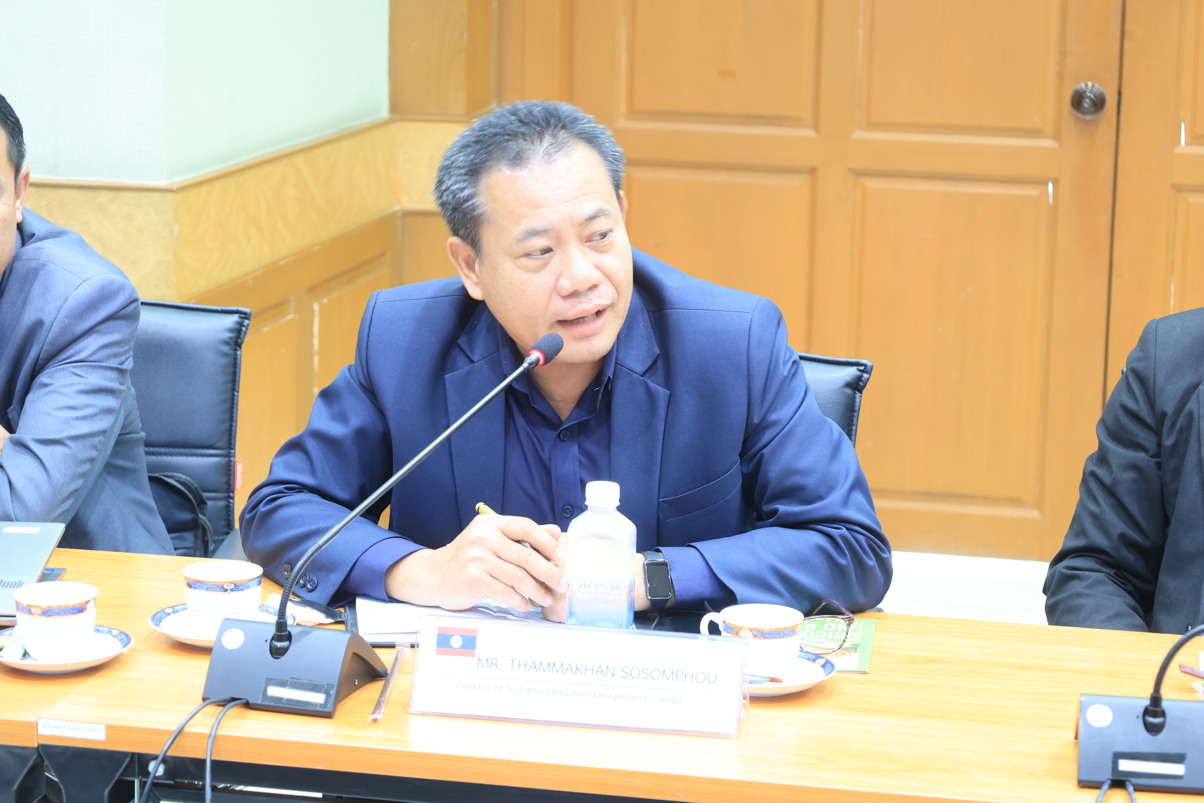 title - ส.ป.ก. ต้อนรับคณะผู้บริหารและเจ้าหน้าที่จากกรมบริหารและจัดการที่ดิน สปป.ลาว 